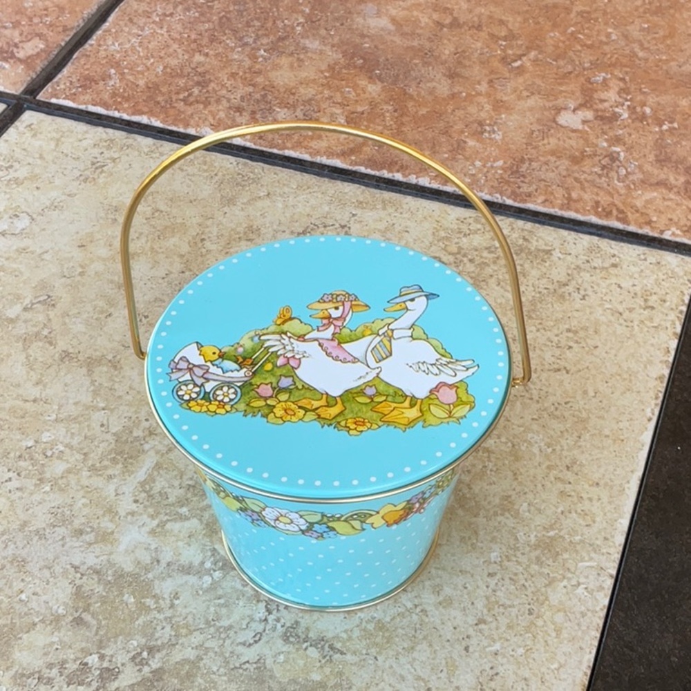 🌸3 for $18🌸 Enesco Mama & Papa & Baby Geese flowers small Vintage Covered Pail